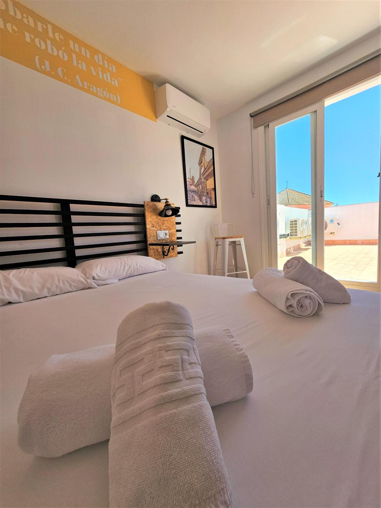 Planeta Cadiz Apartaments Exterior photo